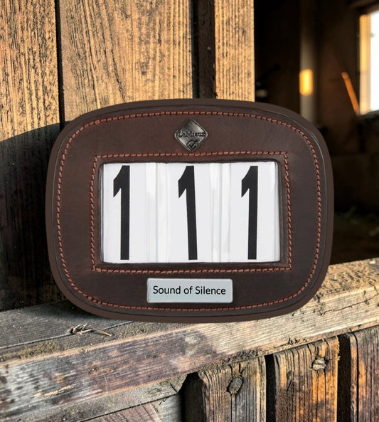 Personalisierte Startnummer Leather Square